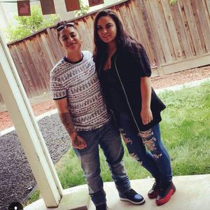 Meet your Posher, Leslie